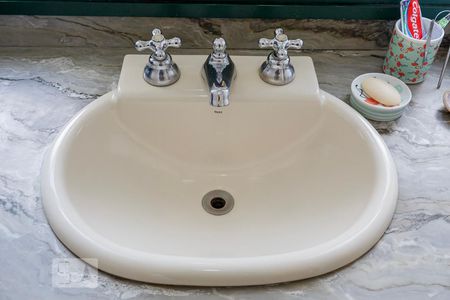 Casa à venda com 288m², 4 quartos e 6 vagasPia