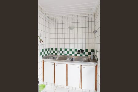 Casa à venda com 288m², 4 quartos e 6 vagasÁrea de Serviço