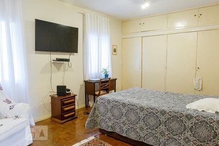 Casa à venda com 288m², 4 quartos e 6 vagasQuarto 2