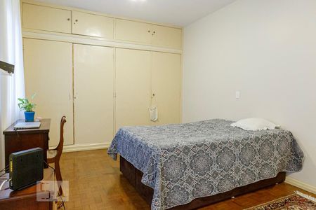 Casa à venda com 288m², 4 quartos e 6 vagasQuarto 2