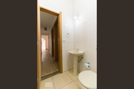 Casa para alugar com 350m², 3 quartos e 3 vagasBanheiro