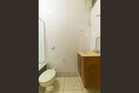 Casa para alugar com 350m², 3 quartos e 3 vagasBanheiro da Suíte