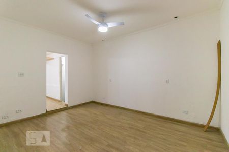 Suíte de casa para alugar com 3 quartos, 350m² em Jardim Botucatu, São Paulo