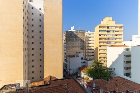 Vista da sala de apartamento para alugar com 1 quarto, 59m² em Centro, Campinas