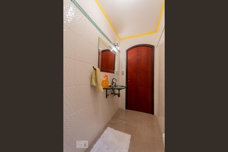 Lavabo da Sala de casa à venda com 4 quartos, 198m² em Parque Erasmo Assunção, Santo André