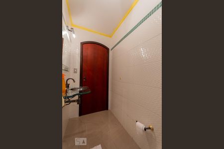 Lavabo da Sala de casa à venda com 4 quartos, 198m² em Parque Erasmo Assunção, Santo André