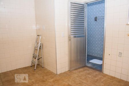 Apartamento para alugar com 68m², 2 quartos e 1 vagaCozinha 