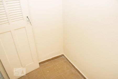 Apartamento para alugar com 68m², 2 quartos e 1 vagaQuartinho da area de serviço 