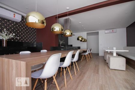 Apartamento para alugar com 41m², 1 quarto e 1 vaga Apartamento para alugar com 41m², 1 quarto e 1 vagaÁrea comum - Salão de festas