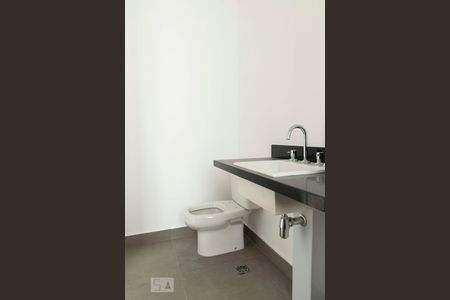 Apartamento à venda com 117m², 2 quartos e 2 vagas Apartamento à venda com 117m², 2 quartos e 2 vagasBanheiro Suite