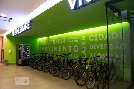 Apartamento à venda com 117m², 2 quartos e 2 vagas Apartamento à venda com 117m², 2 quartos e 2 vagasBicicletário