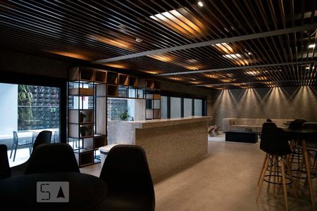 Apartamento à venda com 117m², 2 quartos e 2 vagas Apartamento à venda com 117m², 2 quartos e 2 vagasÁrea comum - Salão de festas