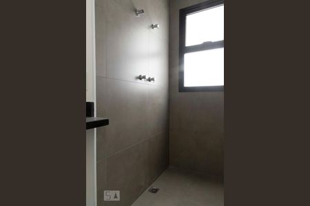 Apartamento à venda com 117m², 2 quartos e 2 vagas Apartamento à venda com 117m², 2 quartos e 2 vagasBanheiro Suite