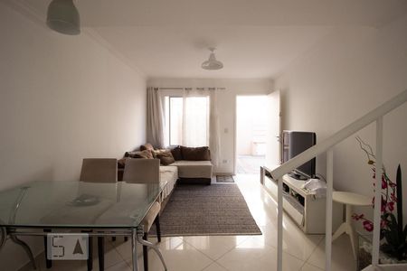 Sala de casa de condomínio à venda com 2 quartos, 72m² em Jardim Sarah, São Paulo