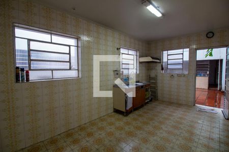 Casa à venda com 180m², 3 quartos e 2 vagasCozinha