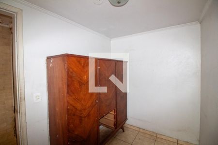 Casa à venda com 180m², 3 quartos e 2 vagasQuarto de Serviço