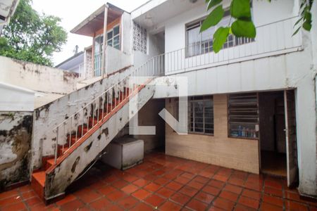 Casa à venda com 180m², 3 quartos e 2 vagasQuintal