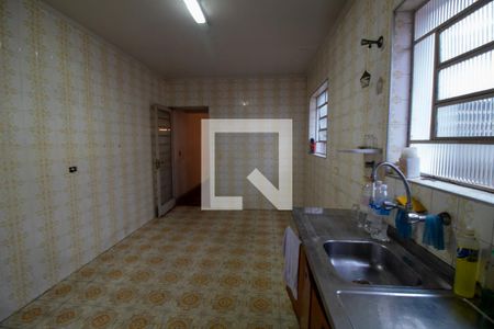 Casa à venda com 180m², 3 quartos e 2 vagasCozinha
