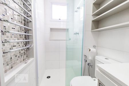 Apartamento à venda com 64m², 2 quartos e 1 vaga Apartamento à venda com 64m², 2 quartos e 1 vagaBanheiro da Suíte