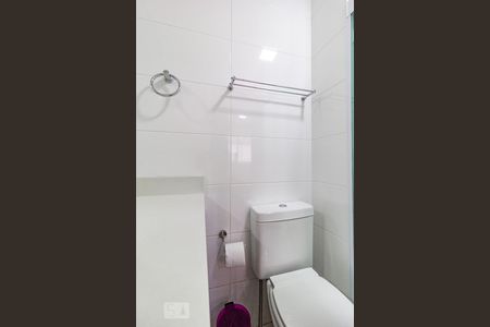 Apartamento à venda com 64m², 2 quartos e 1 vaga Apartamento à venda com 64m², 2 quartos e 1 vagaBanheiro Social