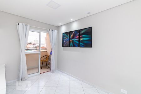 Sala de apartamento à venda com 3 quartos, 68m² em Vila Mazzei, São Paulo