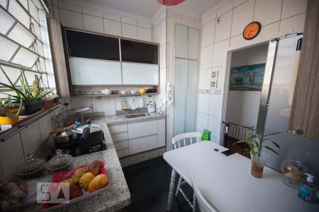 Apartamento à venda com 69m², 2 quartos e sem vaga Apartamento à venda com 69m², 2 quartos e sem vagaCozinha