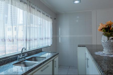 Casa à venda com 380m², 5 quartos e 4 vagas Casa à venda com 380m², 5 quartos e 4 vagasCozinha
