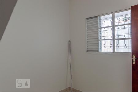 Casa à venda com 380m², 5 quartos e 4 vagas Casa à venda com 380m², 5 quartos e 4 vagasQuarto 4