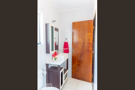 Casa à venda com 380m², 5 quartos e 4 vagas Casa à venda com 380m², 5 quartos e 4 vagasBanheiro 2