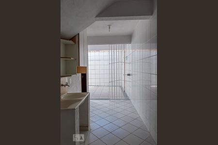 Casa à venda com 380m², 5 quartos e 4 vagas Casa à venda com 380m², 5 quartos e 4 vagasÁrea de Serviço