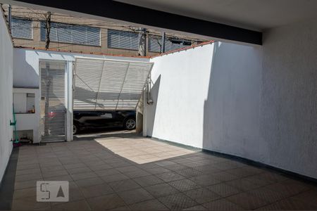 Casa à venda com 380m², 5 quartos e 4 vagas Casa à venda com 380m², 5 quartos e 4 vagasGaragem