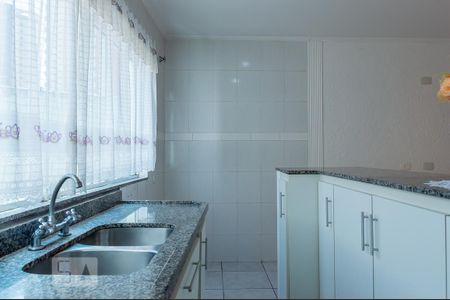 Casa à venda com 380m², 5 quartos e 4 vagas Casa à venda com 380m², 5 quartos e 4 vagasCozinha