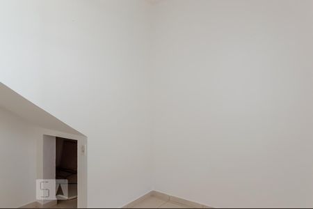 Casa à venda com 380m², 5 quartos e 4 vagas Casa à venda com 380m², 5 quartos e 4 vagasQuarto 4