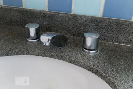 Apartamento para alugar com 56m², 1 quarto e 1 vagaBanheiro - Torneira