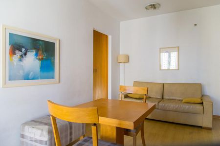 Sala de apartamento para alugar com 1 quarto, 56m² em Vila da Saúde, São Paulo