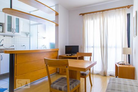 Sala de apartamento para alugar com 1 quarto, 56m² em Vila da Saúde, São Paulo
