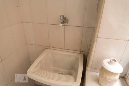 Apartamento à venda com 103m², 2 quartos e sem vaga Apartamento à venda com 103m², 2 quartos e sem vagaLavanderia