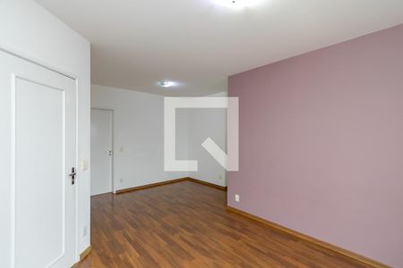 Apartamento para alugar com 84m², 3 quartos e 2 vagas Apartamento para alugar com 84m², 3 quartos e 2 vagasSala
