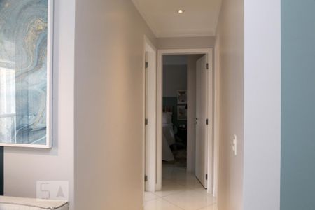 Corredor de apartamento para alugar com 2 quartos, 54m² em Vila Andrade, São Paulo