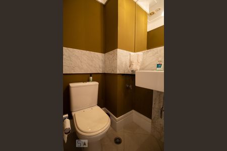 Lavabo de apartamento para alugar com 3 quartos, 173m² em Pompeia, São Paulo