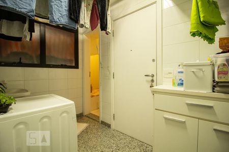 Apartamento para alugar com 173m², 3 quartos e 4 vagasÁrea de Serviço
