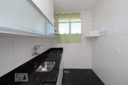 Apartamento à venda com 75m², 2 quartos e 1 vaga Apartamento à venda com 75m², 2 quartos e 1 vagaCozinha