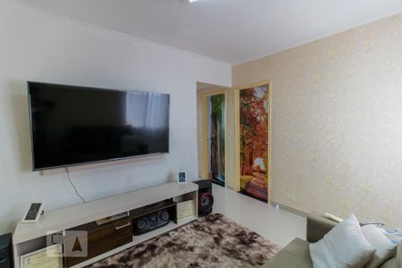 Sala de apartamento para alugar com 2 quartos, 50m² em Vila Marieta, São Paulo