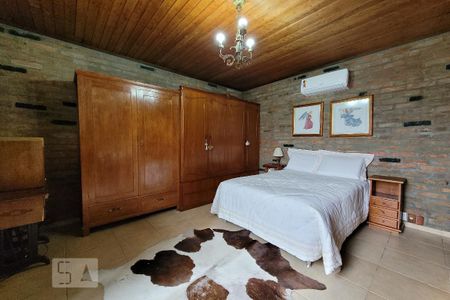 Casa à venda com 400m², 4 quartos e 6 vagas Casa à venda com 400m², 4 quartos e 6 vagasQuarto