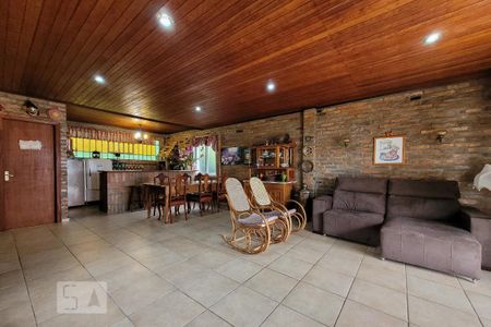 Espaço Gourmet de casa à venda com 4 quartos, 400m² em Cristal, Porto Alegre