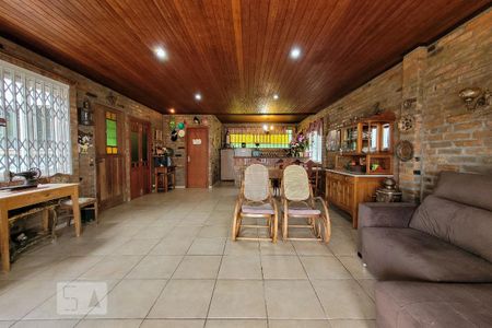 Espaço Gourmet de casa à venda com 4 quartos, 400m² em Cristal, Porto Alegre