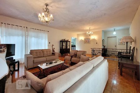 Sala de casa à venda com 4 quartos, 400m² em Cristal, Porto Alegre