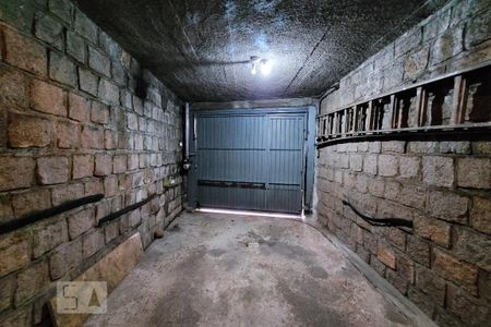 Casa à venda com 400m², 4 quartos e 6 vagas Casa à venda com 400m², 4 quartos e 6 vagasc