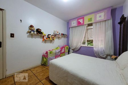Casa à venda com 400m², 4 quartos e 6 vagas Casa à venda com 400m², 4 quartos e 6 vagasQuarto