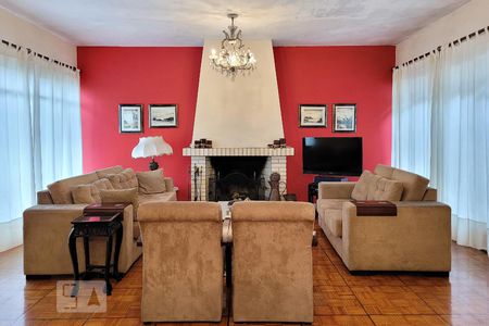 Sala de casa à venda com 4 quartos, 400m² em Cristal, Porto Alegre